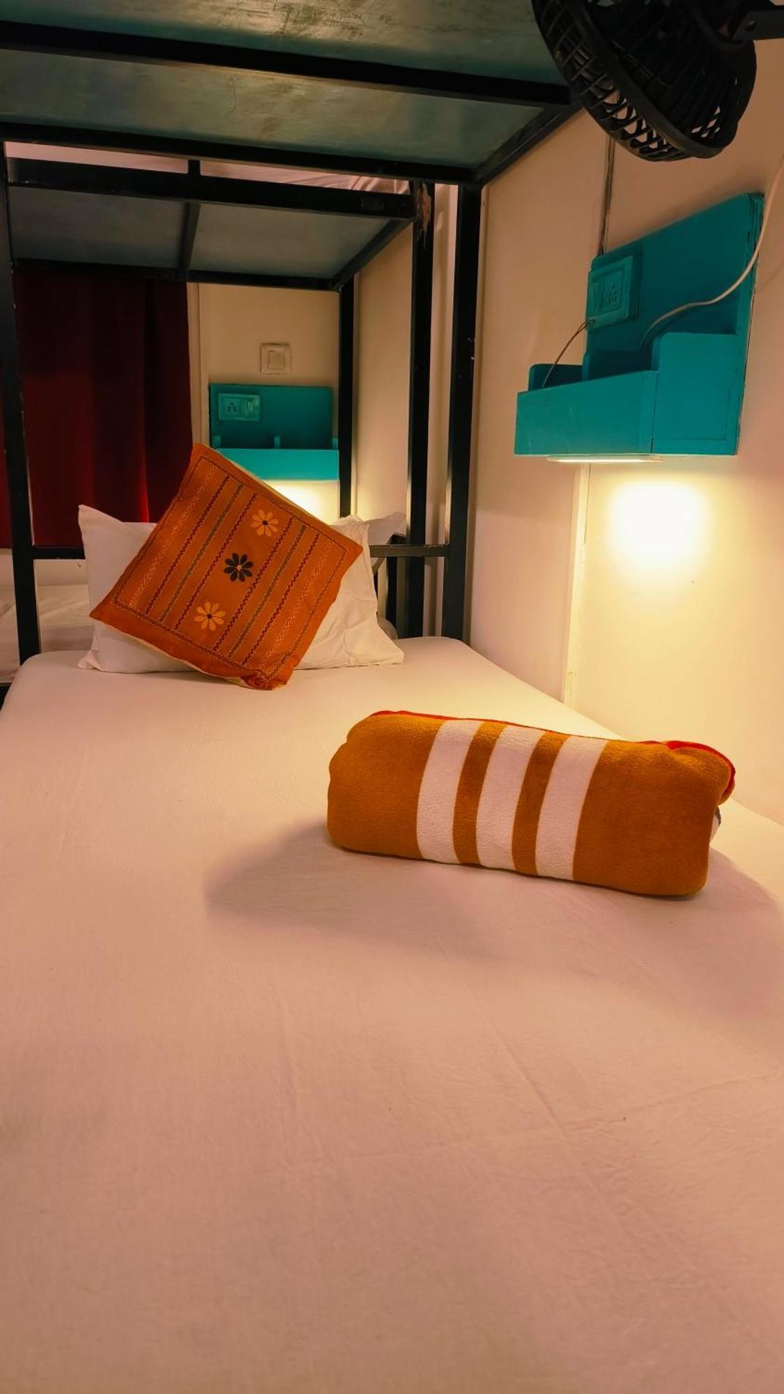 Bed in 10-Bed Mixed Dormitory Room